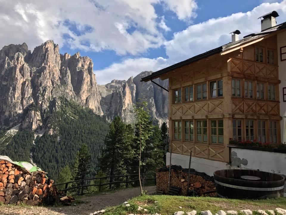 Rifugio Negritella Hotell Pozza di Fassa Eksteriør bilde