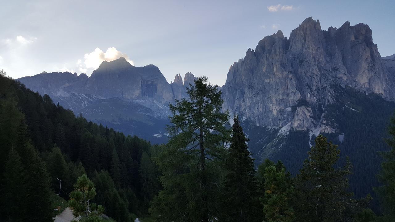 Rifugio Negritella Hotell Pozza di Fassa Eksteriør bilde